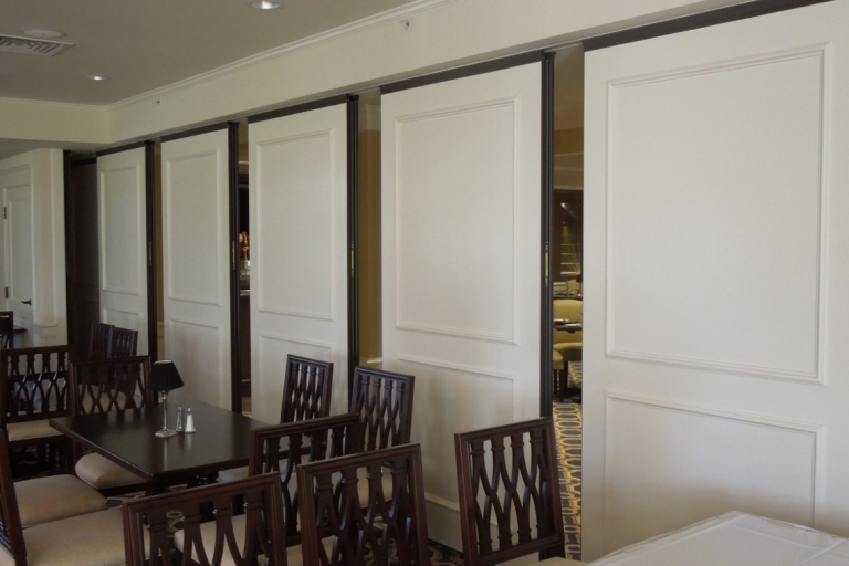 MODERNFOLD Operable Partitions And Glass Walls - Pappas Co